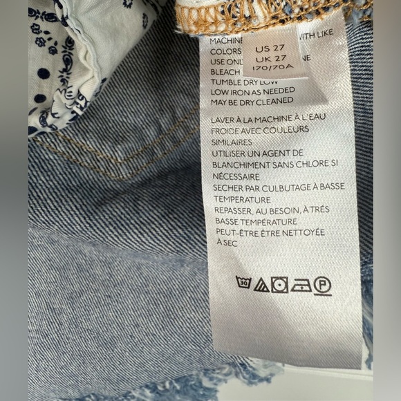 We The Free women’s Bailey frayed hem mini denim jean skirt. Size 27 - Picture 7 of 7